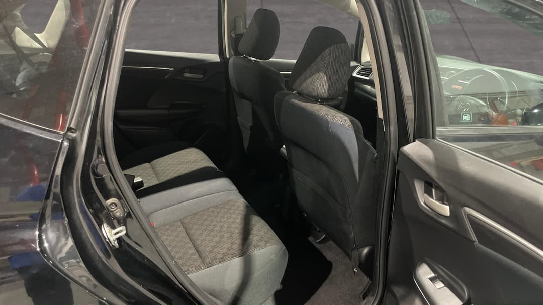 2016 Honda Jazz Vti, Manual, 30132 km, Right Side Rear Door Cabin View