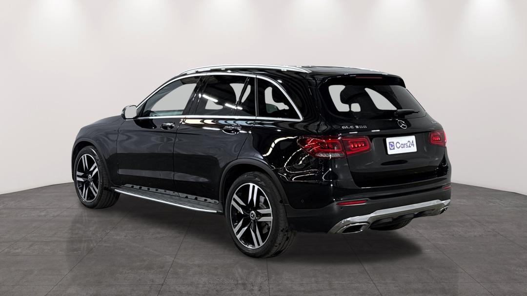 2020 Mercedes-benz GLC 300 4matic, Automatic, 78067 km, Left Back Diagonal (45- Degree) View