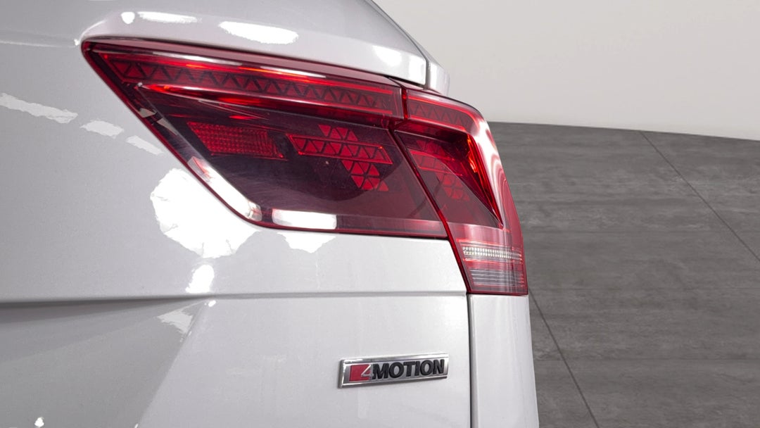 Badge (Boot Right Side)