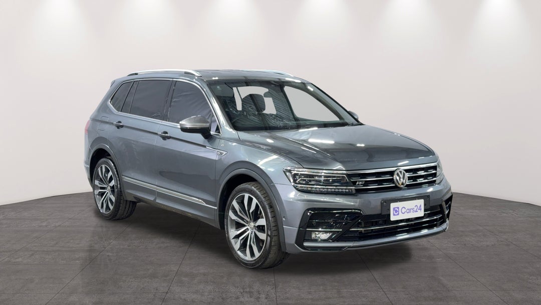 2018 Volkswagen Tiguan Allspace 162 Tsi Highline, Automatic, 99063 km, Right Front Diagonal (45- Degree) View