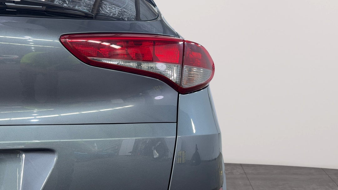 2015 Hyundai Tucson Active X (fwd), Automatic, 133835 km, Badge (Boot Right Side)