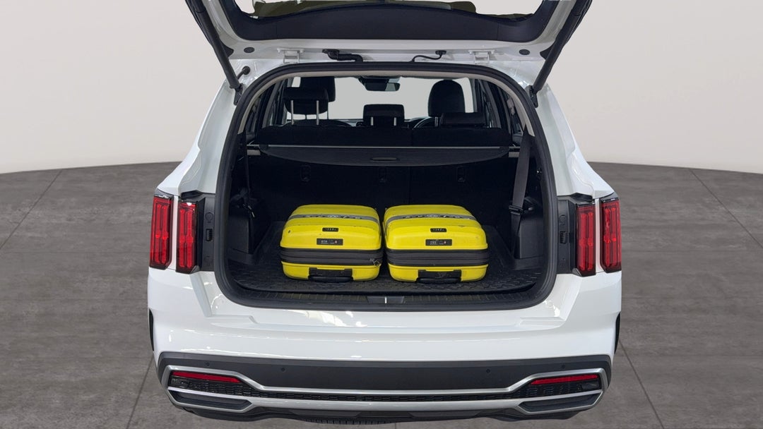 2021 Kia Sorento Sport+ 7 Seat, Automatic, 93327 km, Boot Inside View with Luggage