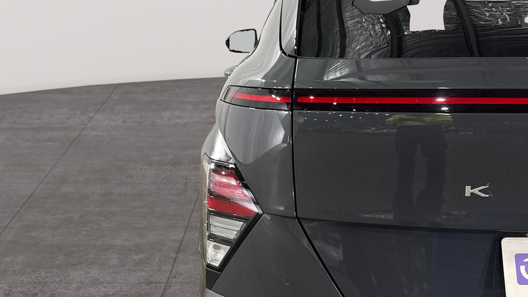 2023 Hyundai Kona Premium, Automatic, 32252 km, Badge (Boot Left Side)