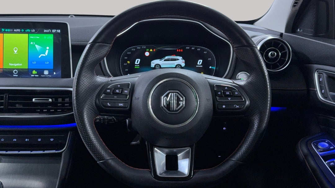 2022 MG HS +ev Phev Essence, Automatic, 22307 km, Steering Wheel Close-up