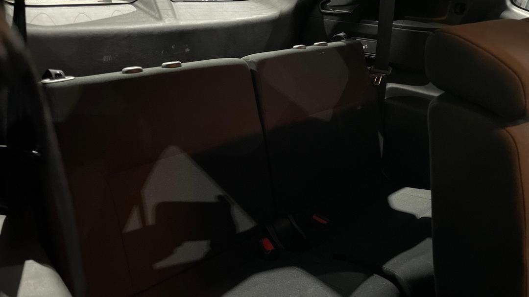 2024 Mitsubishi Outlander Es 7 Seat (2WD), Automatic, 57624 km, Third Row Seats