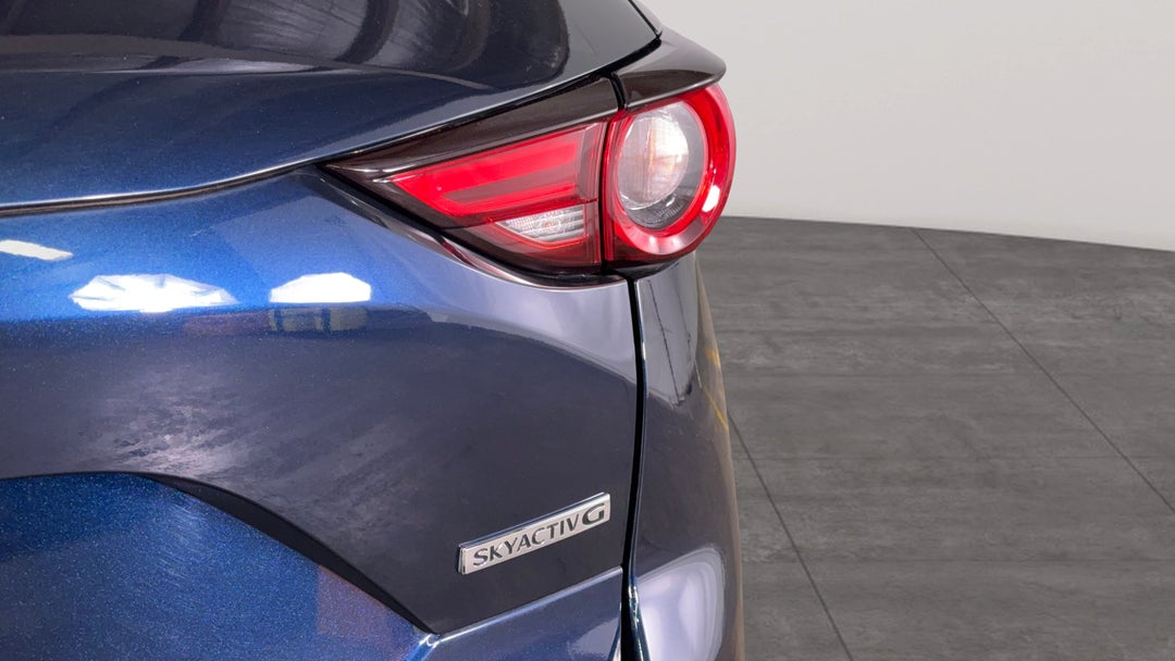 Badge (Boot Right Side)