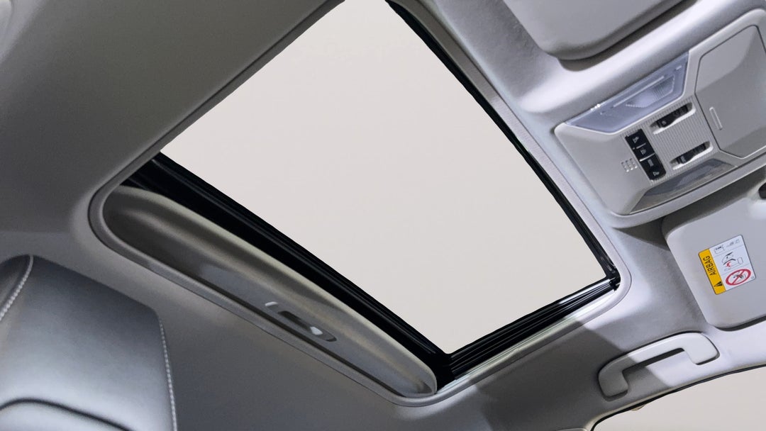 Interior Sunroof/Moonroof