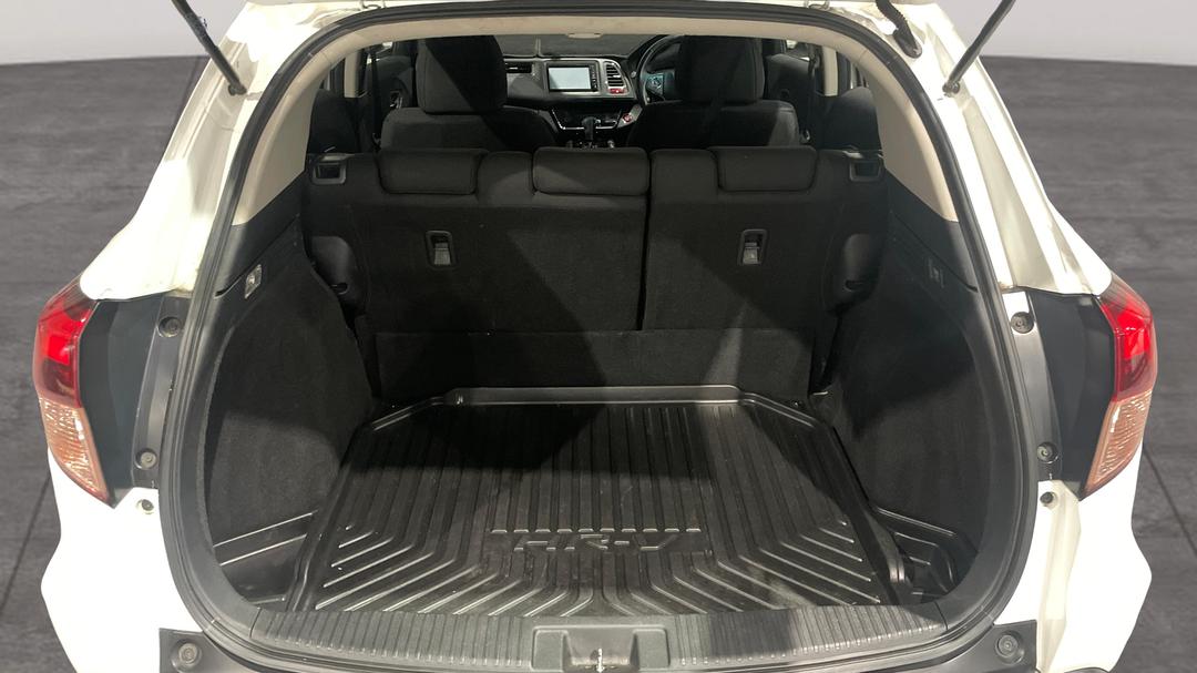 2017 Honda HR-V Vti-s, Automatic, 131546 km, Boot Inside View