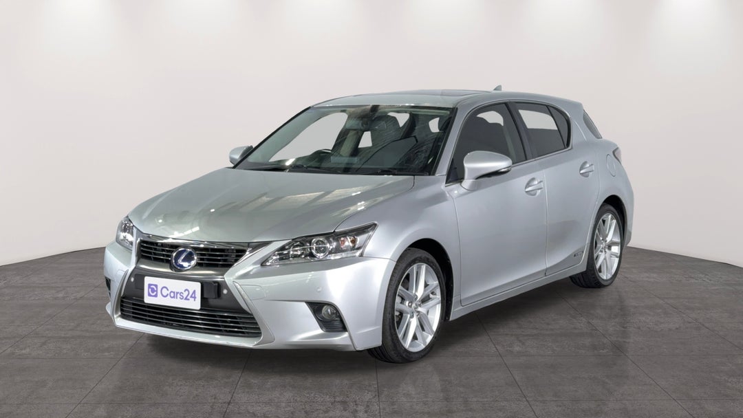 Left Front Diagonal (45- Degree) View