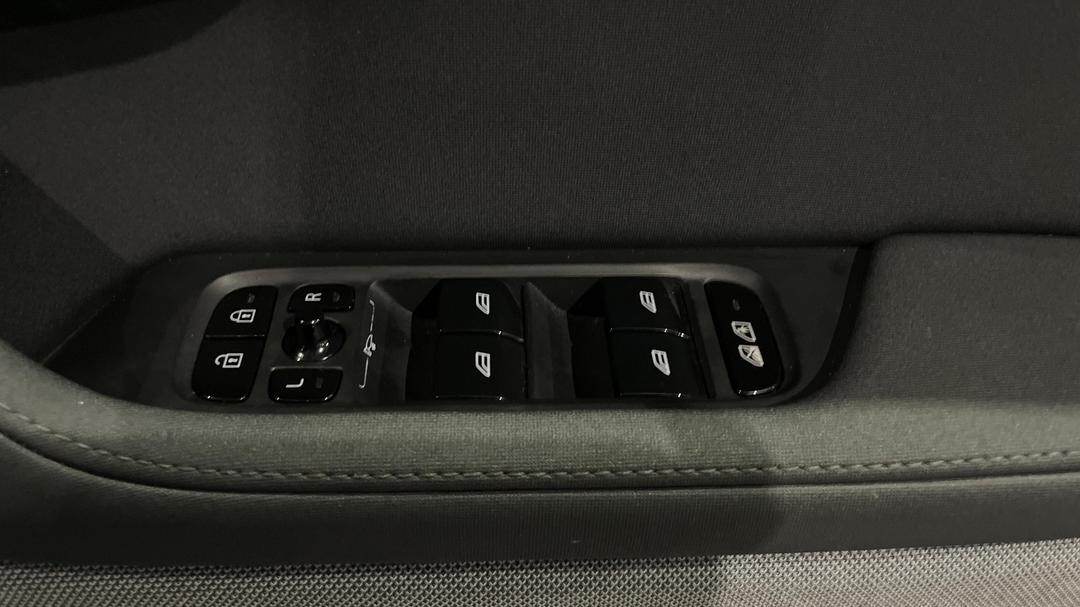2022 Polestar 2 Long Range Dual Motor 78kwh, Automatic, 56194 km, Drivers Side Door Panel Controls