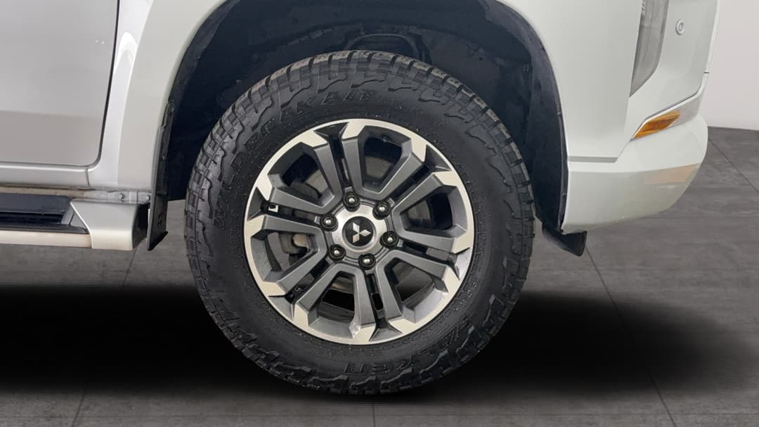 Right Front Wheel
