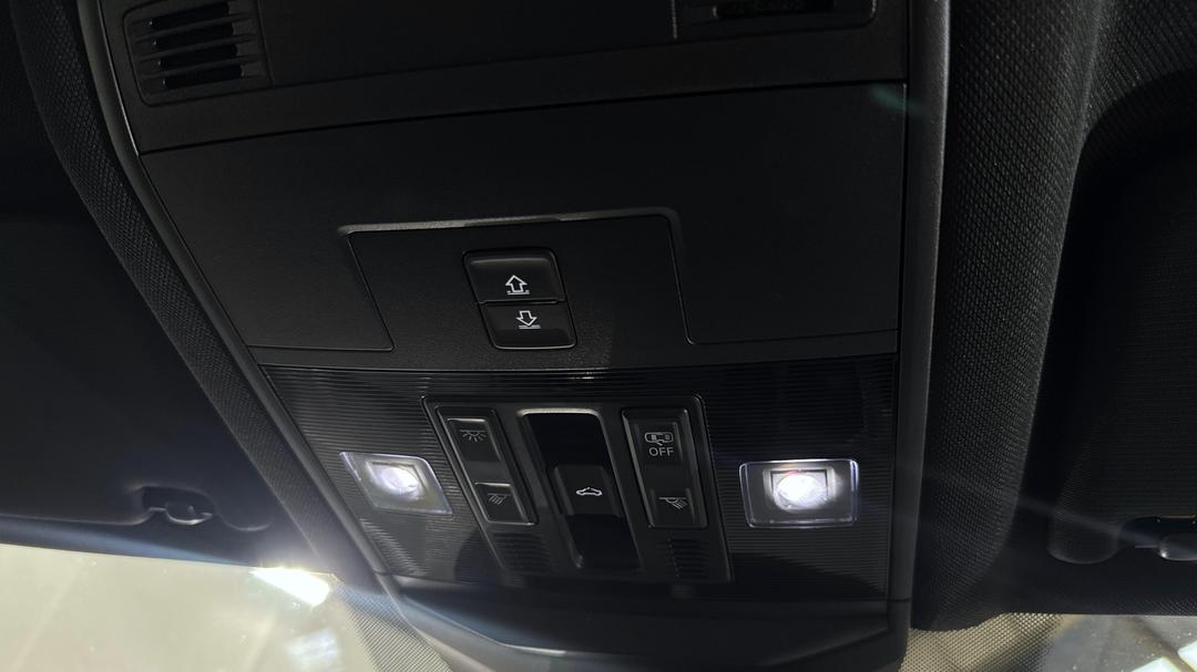 2021 Volkswagen T-roc 140tsi Sport, Automatic, 118322 km, On-Roof Controls/Sunglass holder