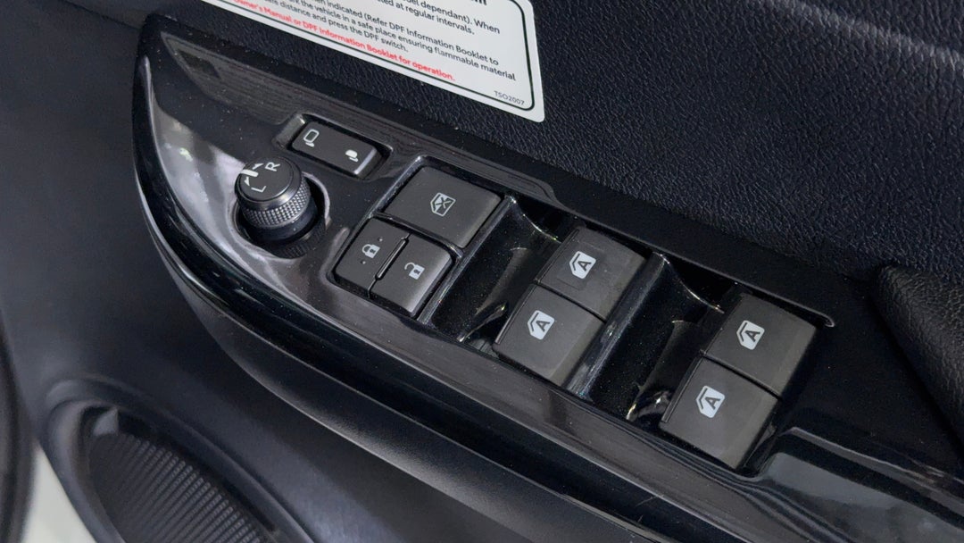 Drivers Side Door Panel Controls