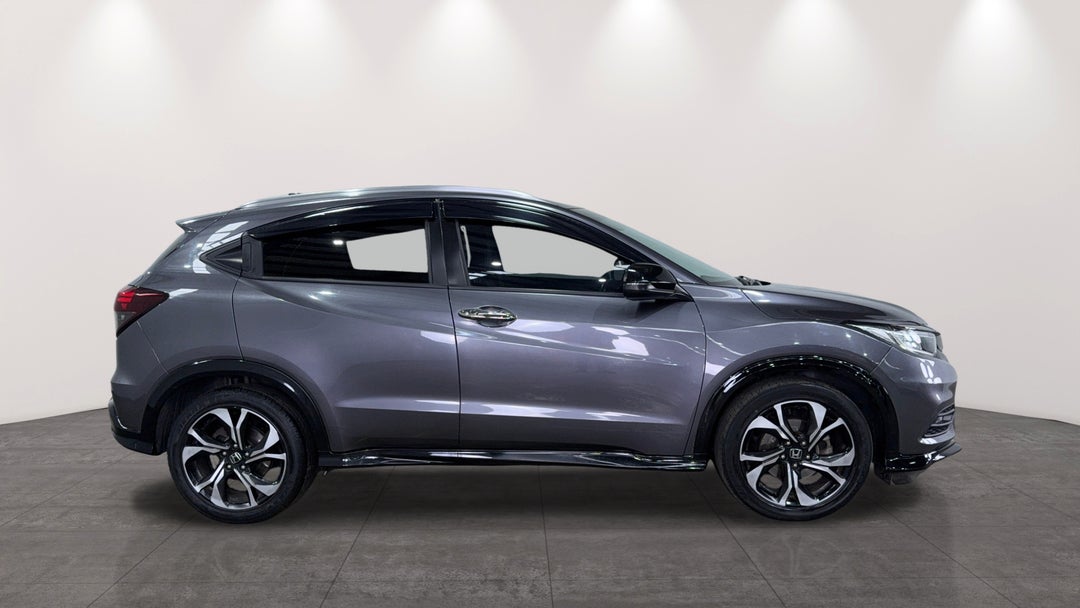 2018 Honda HR-V Rs, Automatic, 64399 km, Right Side View