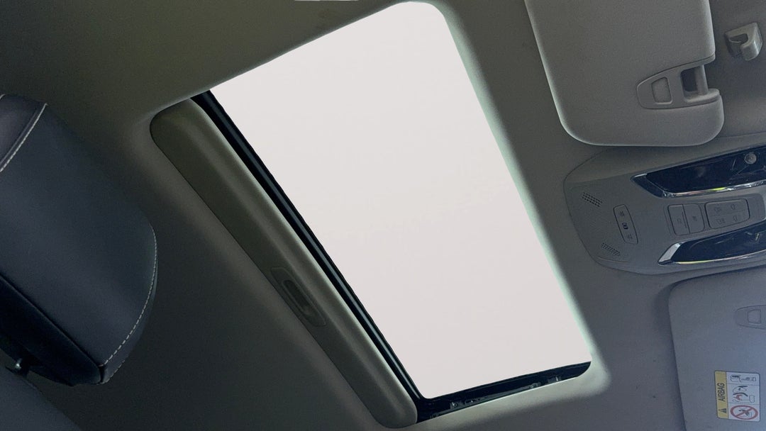 Interior Sunroof/Moonroof