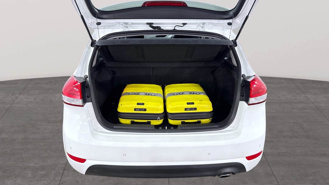 2015 Kia Cerato S, Automatic, 39578 km, Boot Inside View with Luggage