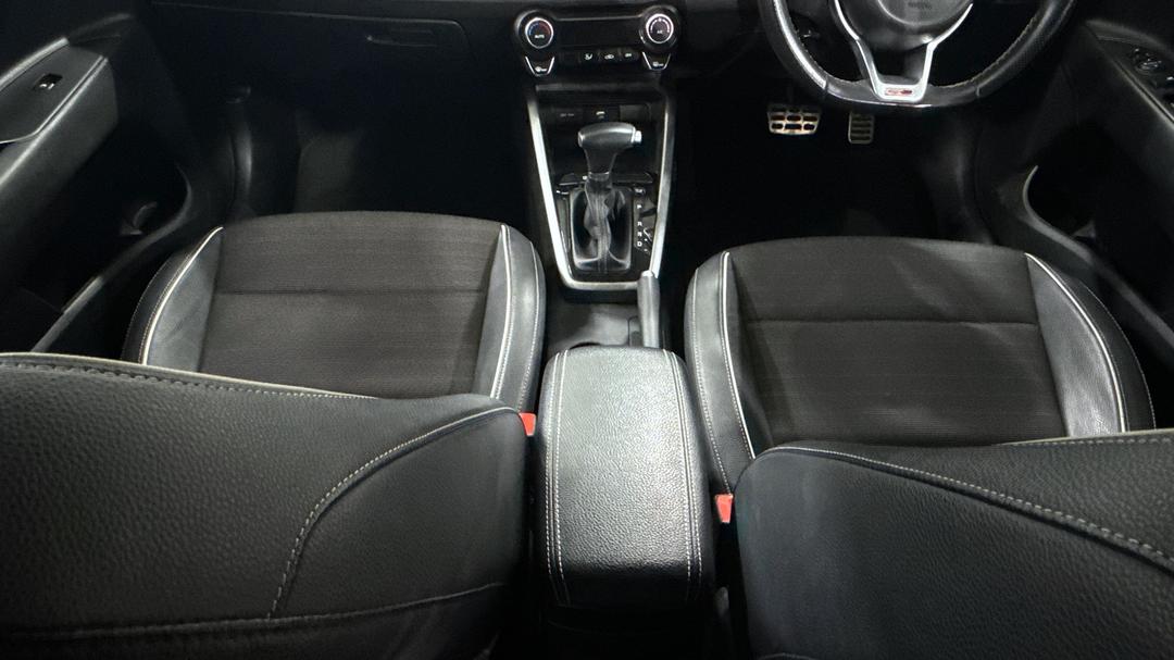 2021 Kia Rio Gt-line, Automatic, 86015 km, Center Console