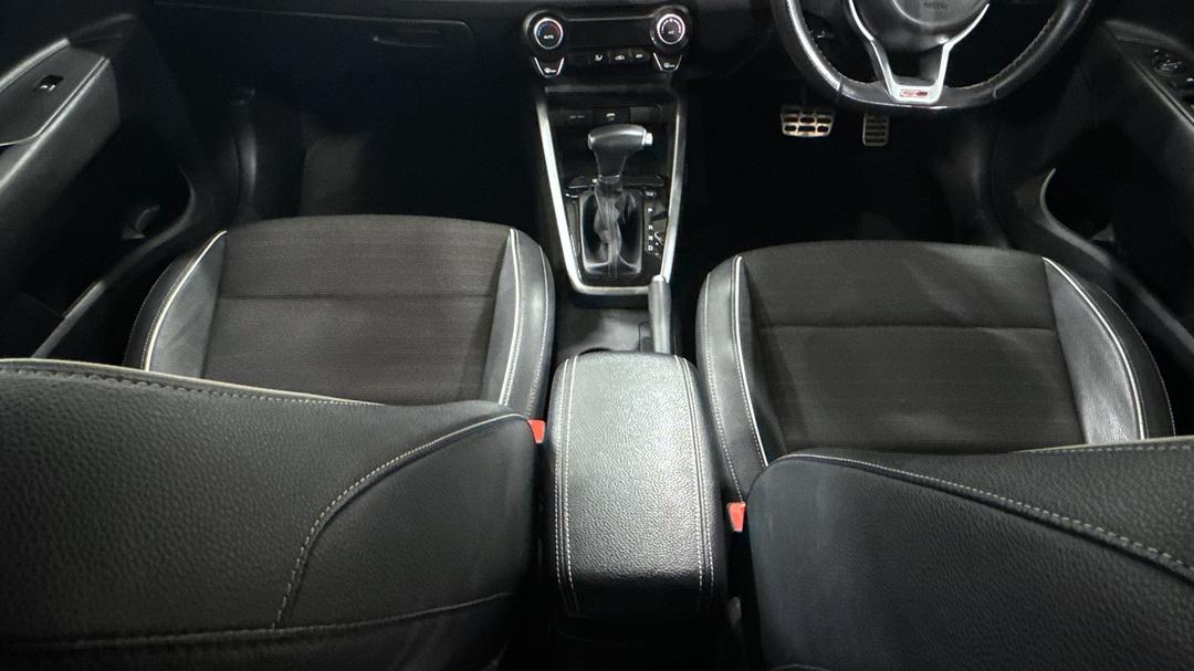 2021 Kia Rio Gt-line, Automatic, 86015 km, Center Console
