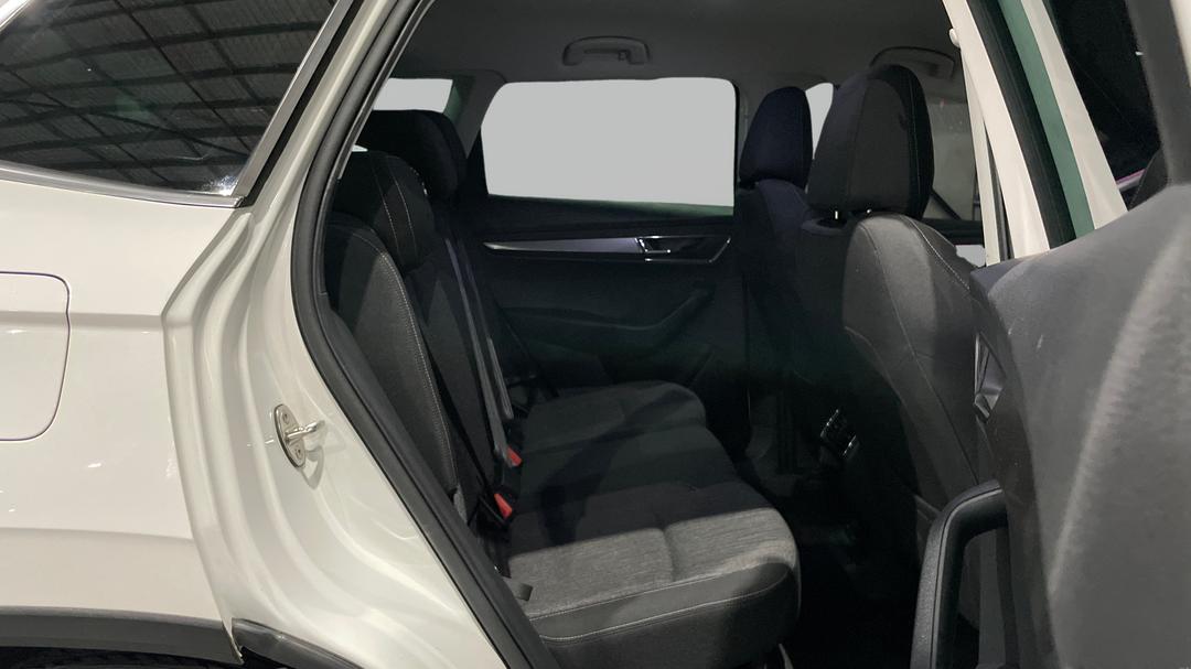 2020 SKODA Karoq 110tsi, Automatic, 115414 km, Right Side Rear Door Cabin View
