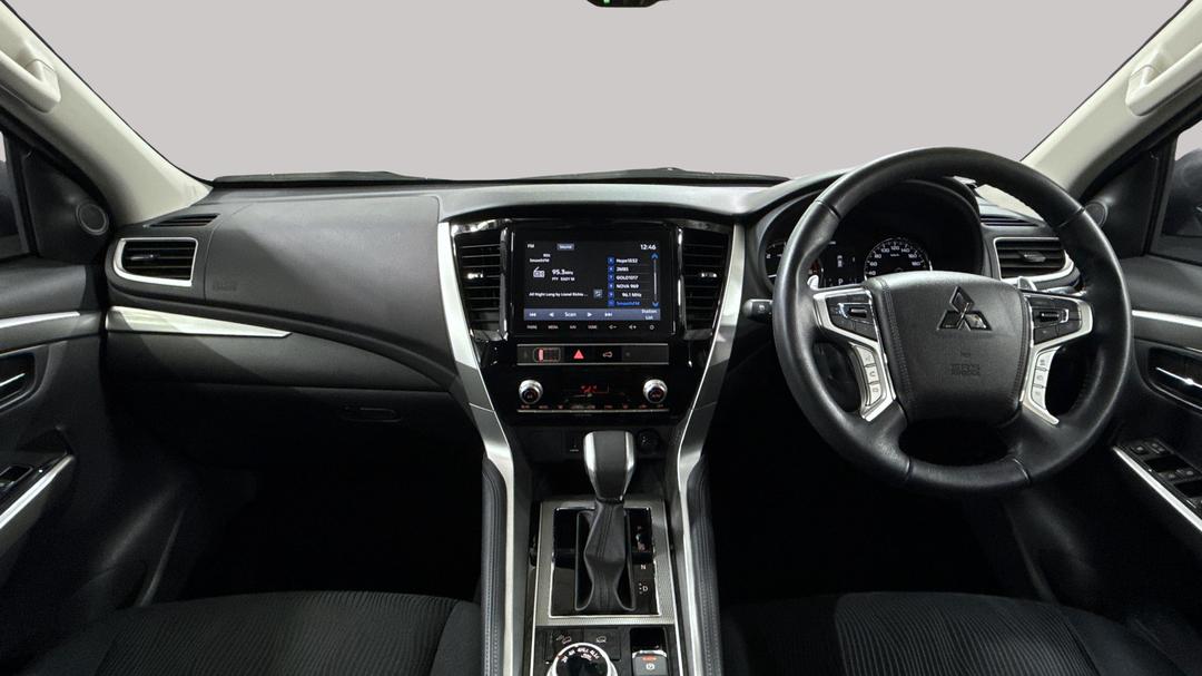 2023 Mitsubishi Pajero Sport Gls (4WD) 7 Seat, Automatic, 19204 km, Dashboard View