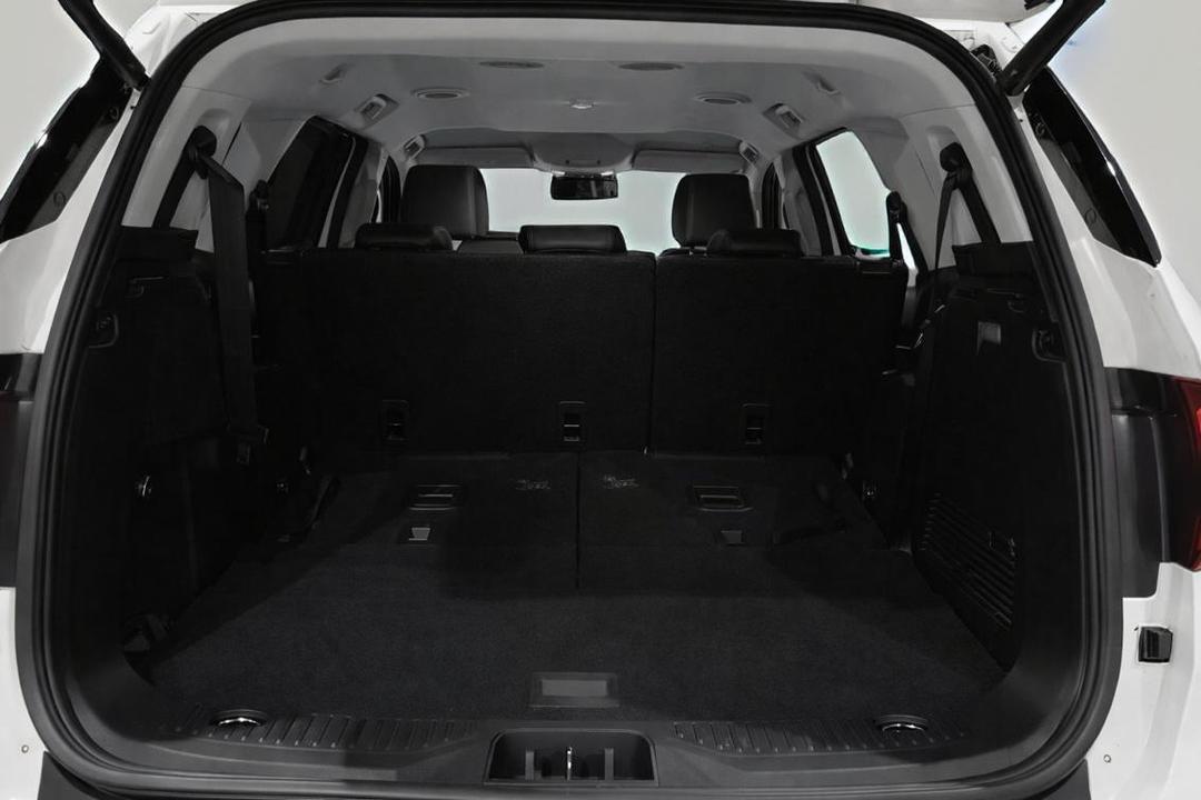 2022 Ford Everest Sport (4WD), Automatic, 60915 km, Boot Inside View