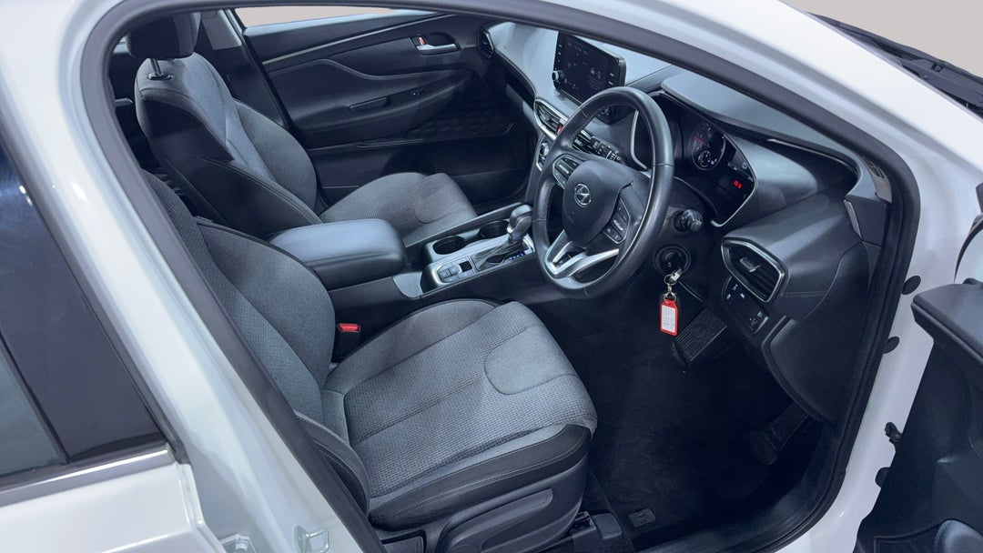 2023 Hyundai Santa Fe Crdi (AWD), Automatic, 29702 km, Right Side Front Door Cabin View