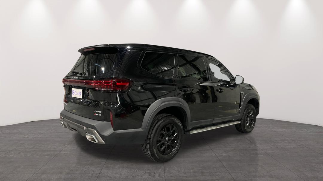 2025 LDV D90 Executive (4WD), Automatic, 19232 km, Right Back Diagonal (45- Degree) View