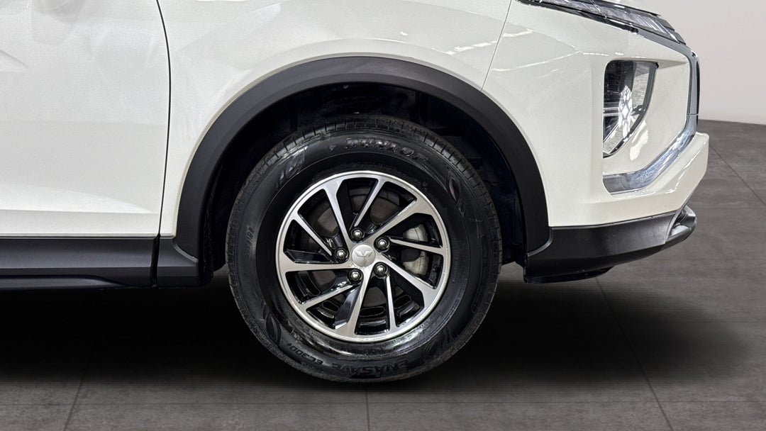 2023 Mitsubishi Eclipse Cross Es (2WD), Automatic, 43755 km, Right Front Wheel