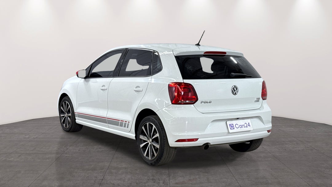 2016 Volkswagen Polo 81 Tsi Comfortline, Automatic, 68611 km, Left Back Diagonal (45- Degree) View