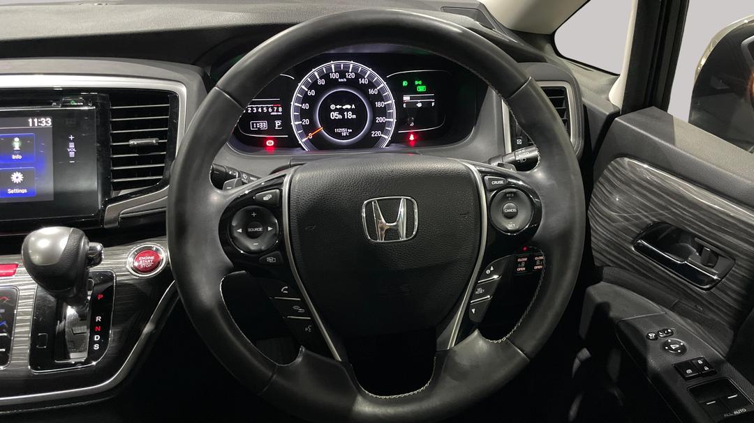 2015 Honda Odyssey Vti-l, Automatic, 112151 km, Steering Wheel Close-up
