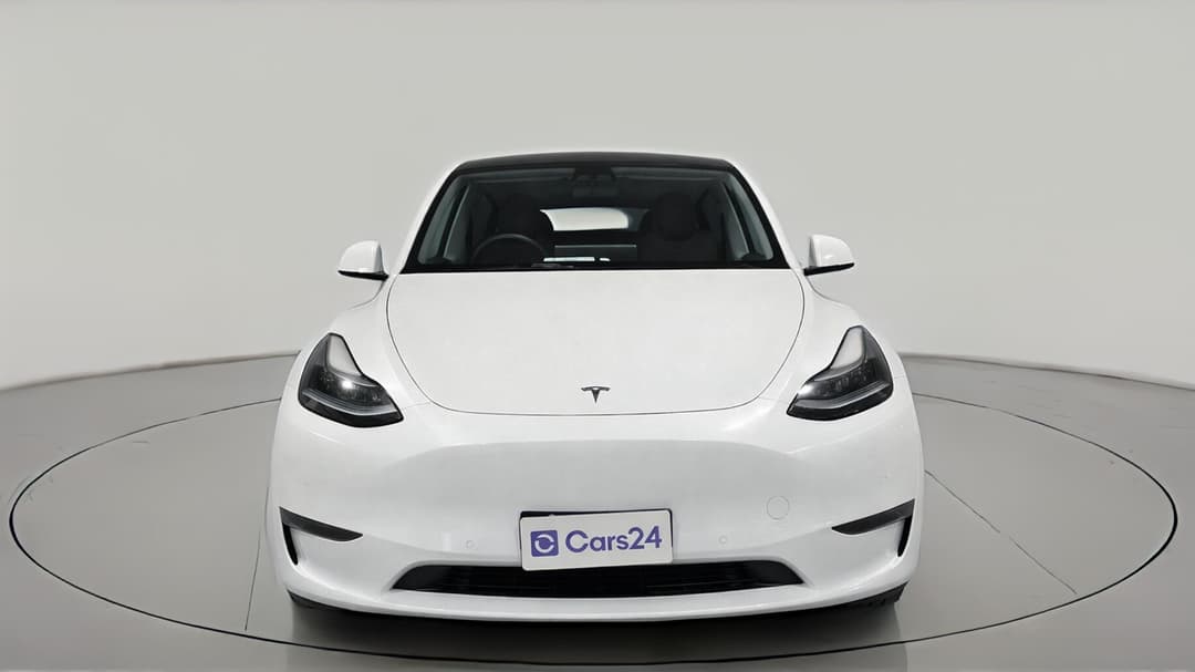 2023 Tesla Model Y Long Range, Automatic, 70863 km, Front View