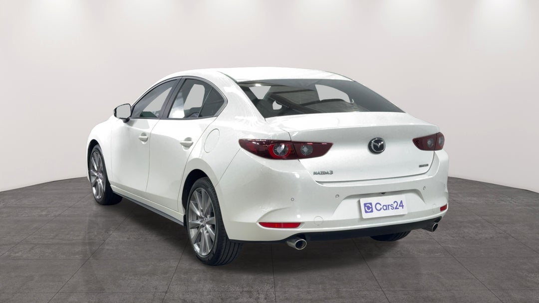 Left Back Diagonal (45- Degree) View