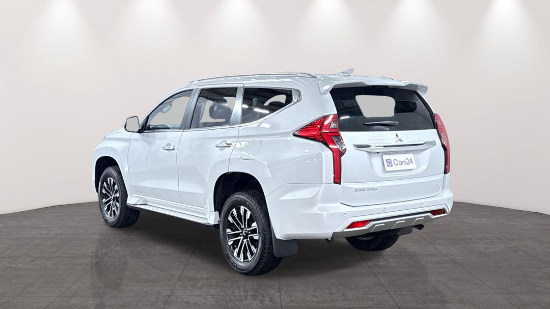 2023 Mitsubishi Pajero Sport Gls (4WD) 7 Seat, Automatic, 19204 km, Left Back Diagonal (45- Degree) View