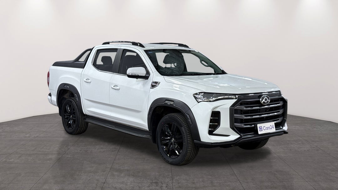 2023 LDV T60 Max Luxe (4x4), Automatic, 19206 km, Right Front Diagonal (45- Degree) View