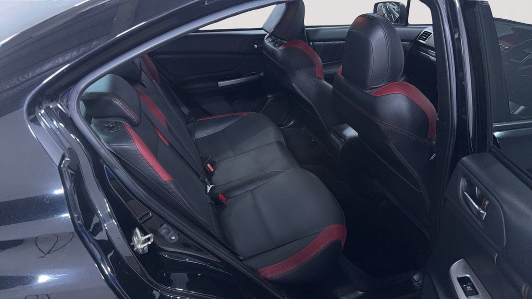 2017 Subaru WRX Premium (AWD), Manual, 132783 km, Right Side Rear Door Cabin View