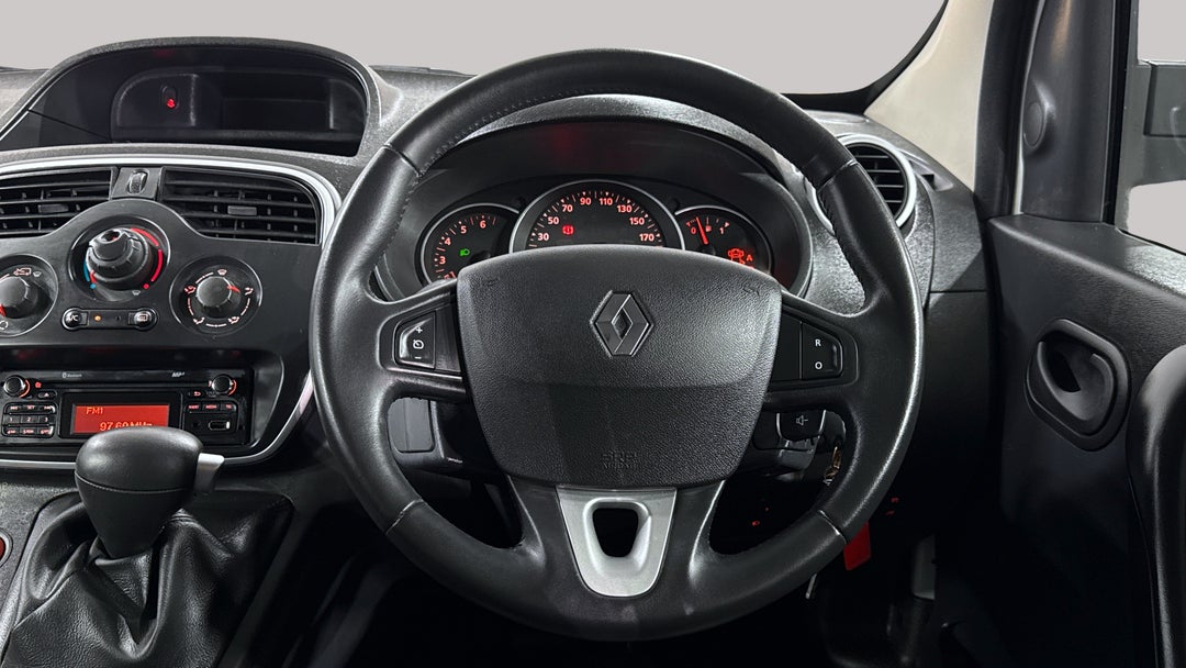 2021 Renault Kangoo Compact 1.2, Automatic, 10862 km, Steering Wheel Close-up