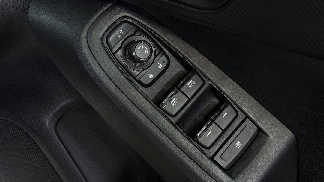 2024 Subaru Crosstrek AWD 2.0l, Automatic, 24751 km, Drivers Side Door Panel Controls