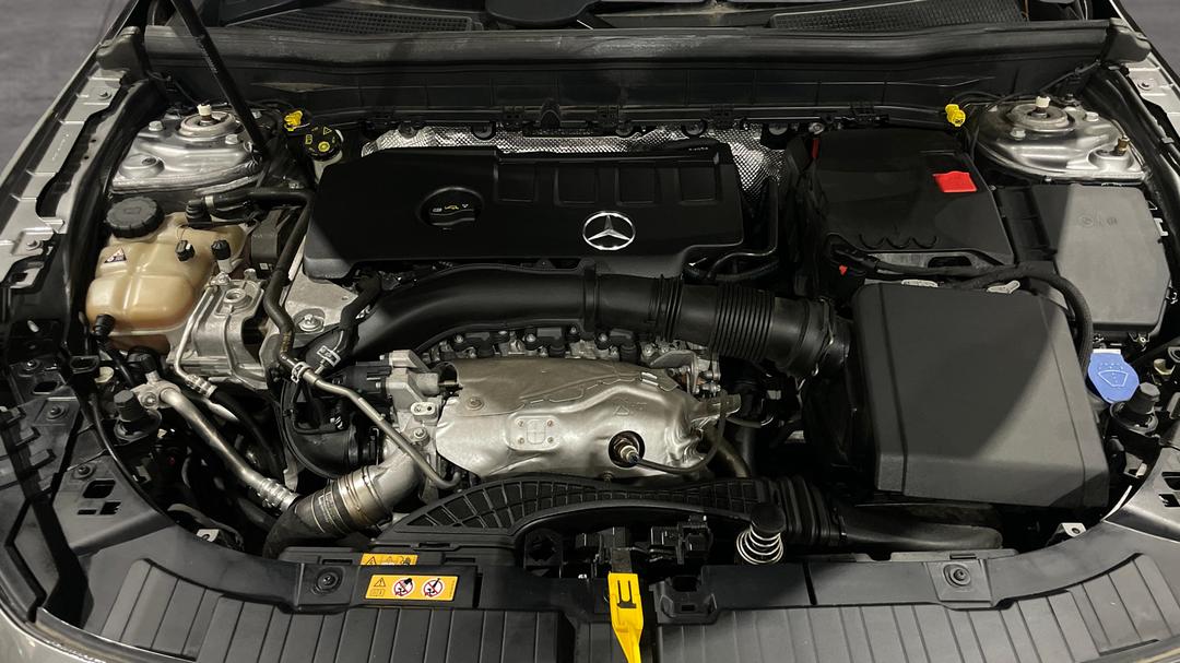 2021 Mercedes-benz Glb 250 4matic, Automatic, 56562 km, Open Bonnet (Engine)