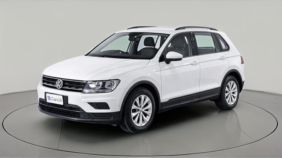 2017 Volkswagen Tiguan 110 Tsi Trendline, Automatic, 130272 km, Left Front Diagonal (45- Degree) View
