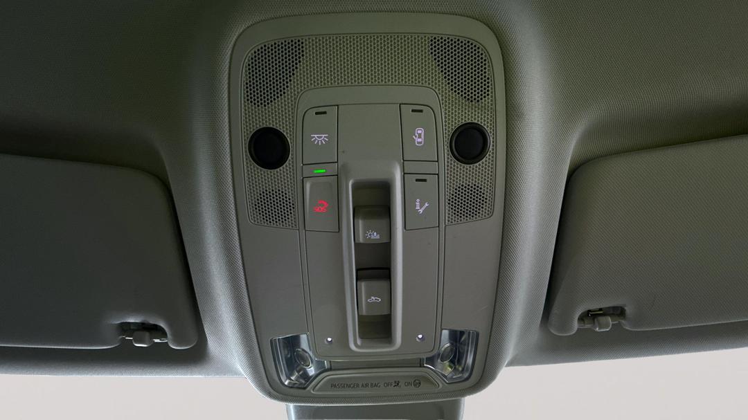 2022 Audi Q3 35 Tfsi, Automatic, 13655 km, On-Roof Controls/Sunglass holder