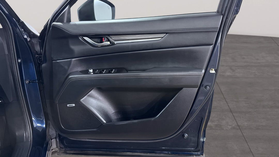 2017 Mazda CX-5 Gt (4x4), Automatic, 70006 km, Speaker View
