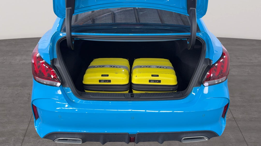 2024 MG Mg5 Vibe, Automatic, 20101 km, Boot Inside View with Luggage