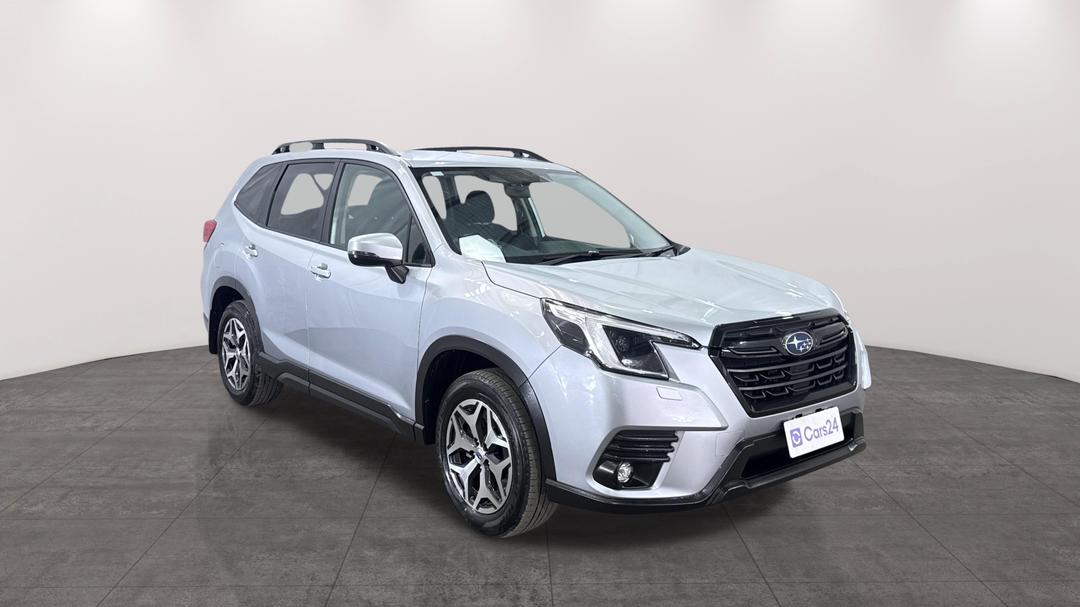 2024 Subaru Forester 2.5i (AWD), Automatic, 53825 km, Right Front Diagonal (45- Degree) View