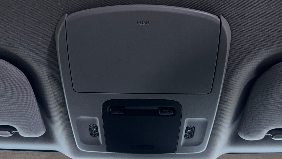 On-Roof Controls/Sunglass holder