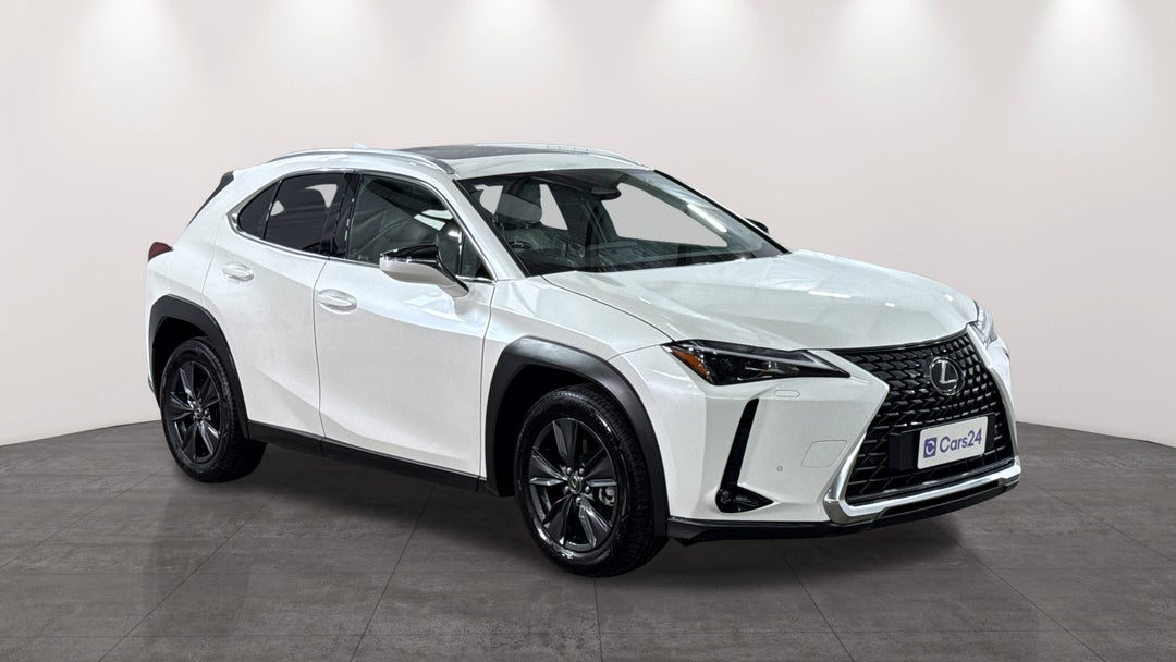 2024 Lexus Ux300h Luxury Hybrid, Automatic, 34128 km, Right Front Diagonal (45- Degree) View