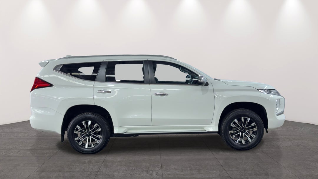2023 Mitsubishi Pajero Sport Exceed (4wd) 7 Seat, Automatic, 14126 km, Right Side View