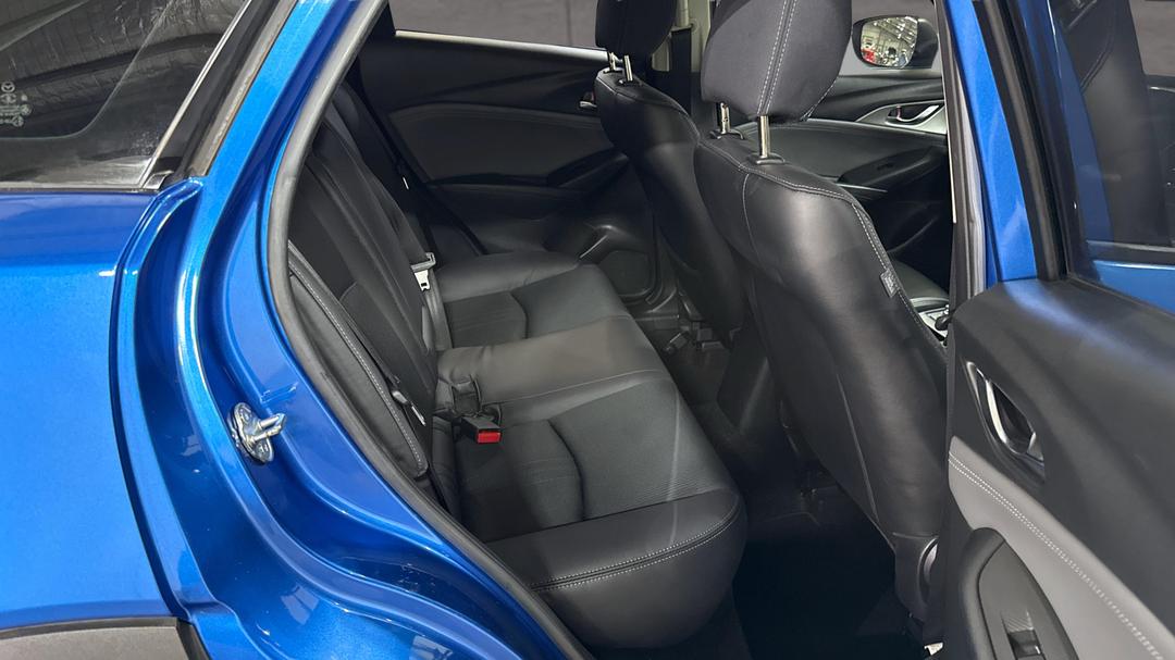 2019 Mazda CX-3 S Touring (AWD), Automatic, 96504 km, Right Side Rear Door Cabin View