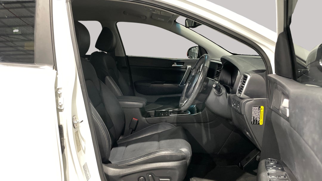 2020 Kia Sportage Sx+ (FWD), Automatic, 92493 km, Right Side Front Door Cabin View