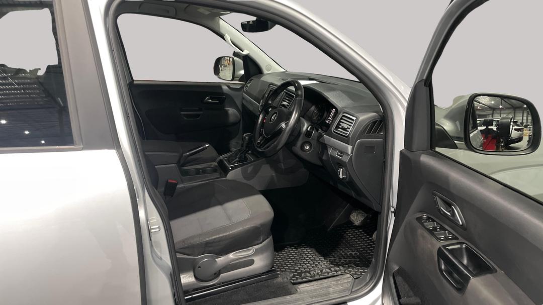 2019 Volkswagen Amarok Tdi550 Sportline 4motion (deu), Automatic, 139065 km, Right Side Front Door Cabin View