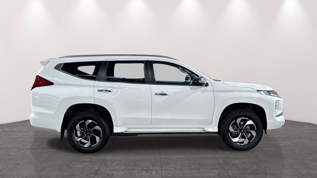 2024 Mitsubishi Pajero Sport Gls (4WD) 7 Seat, Automatic, 38484 km, Right Side View